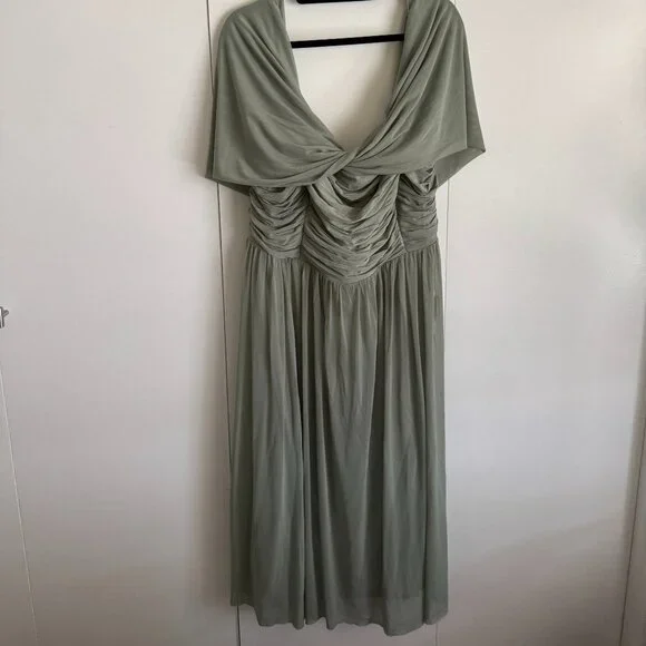 green emerald velvet dress Little Mistress Women's Malvern Sage Embellished Tie Strap Midi Dress, Green,  8 UK : Amazon.co.uk: Fashion main image 1